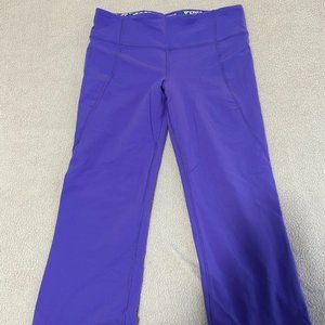 Lululemon Capris Size 6 Excellent Condition Purple